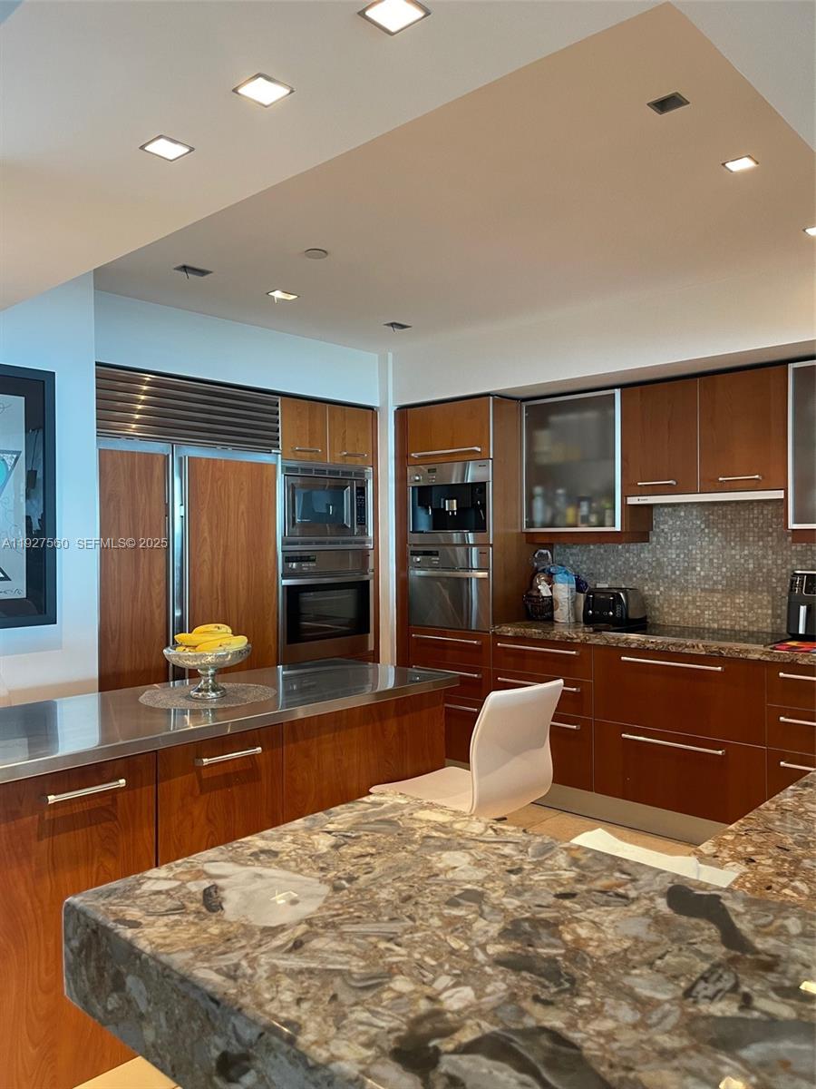 JADE RESIDENCES AT BRICKE - Residential