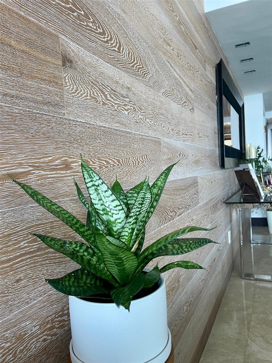 JADE RESIDENCES AT BRICKE - Residential