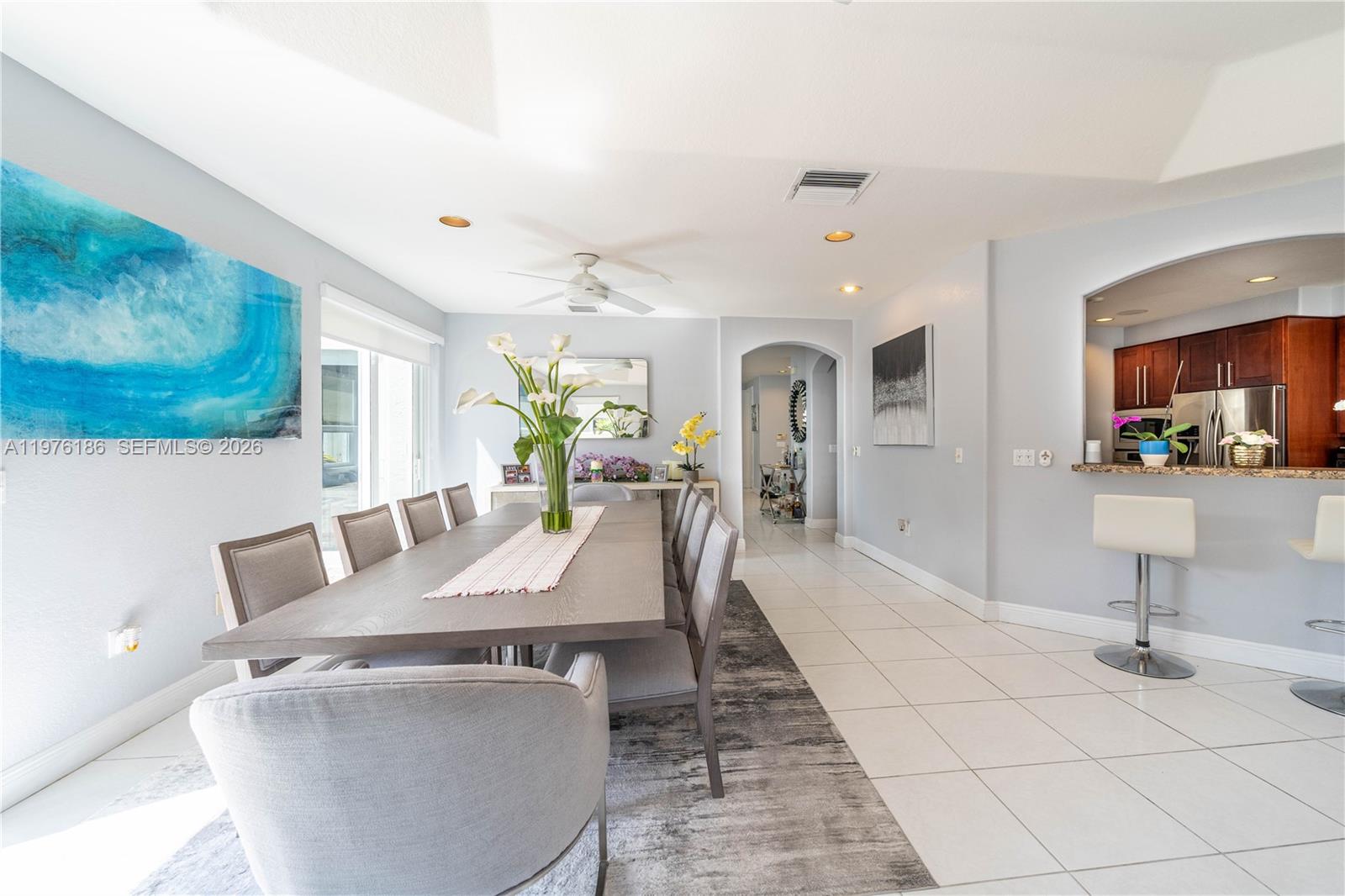 THREE ISLANDS 3RD SECTION - Residential Lease