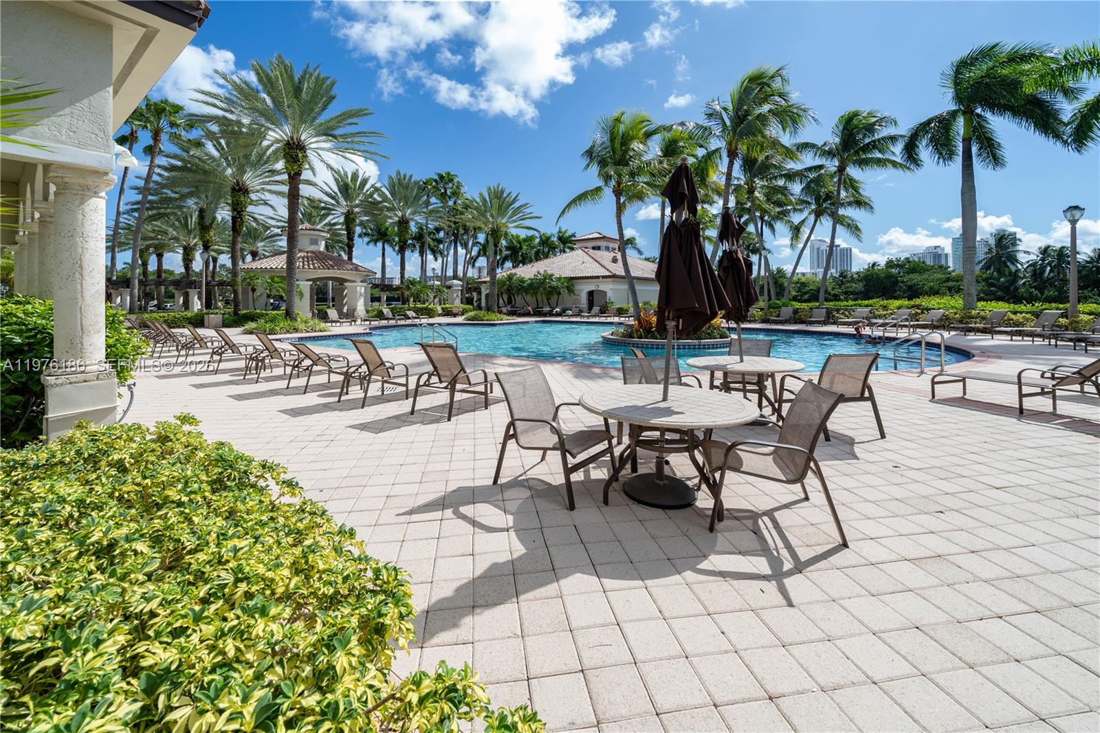 THREE ISLANDS 3RD SECTION - Residential Lease