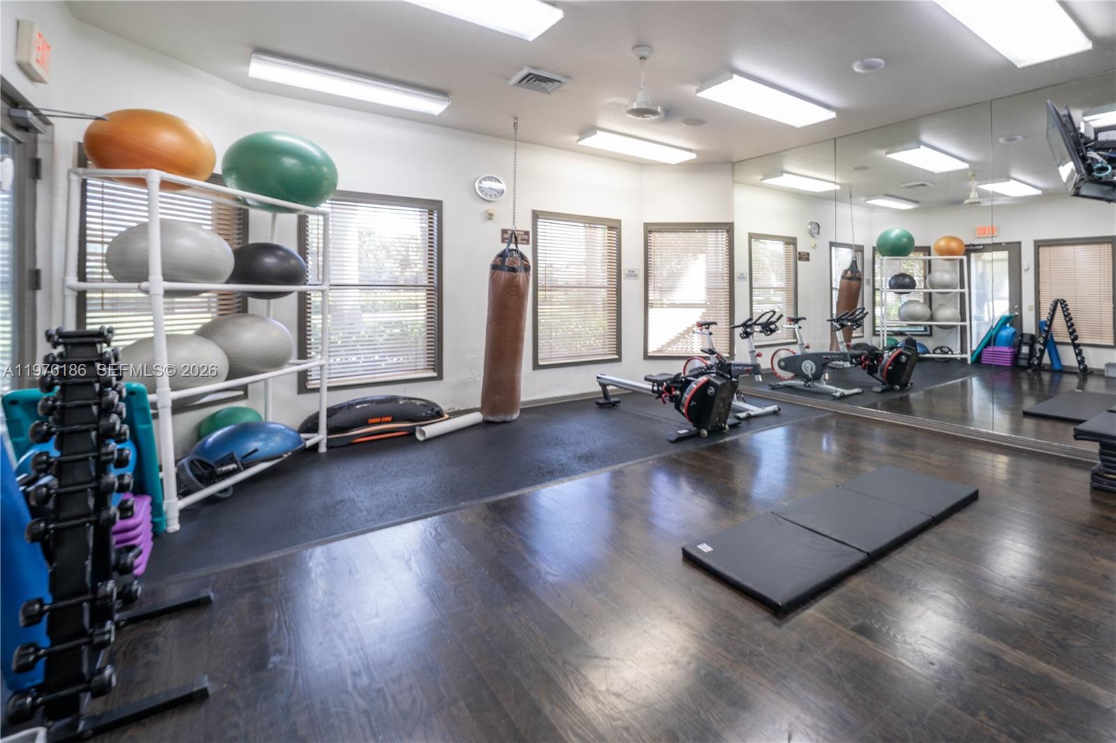 THREE ISLANDS 3RD SECTION - Residential Lease