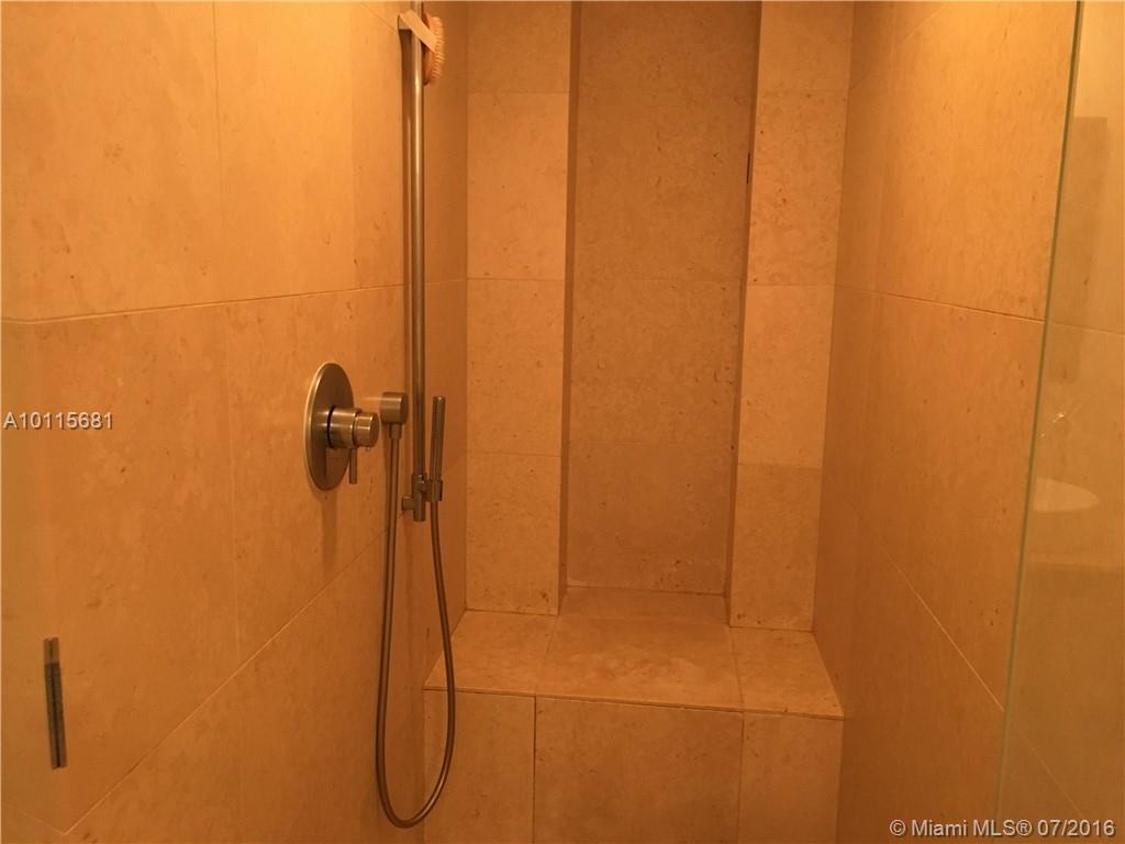 Icon Brickell Two Condo - Residential Lease