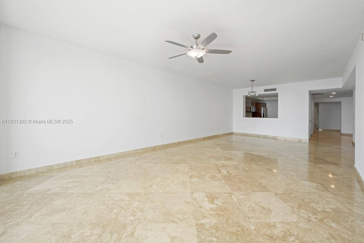 AVENTURA MARINA TWO - Residential