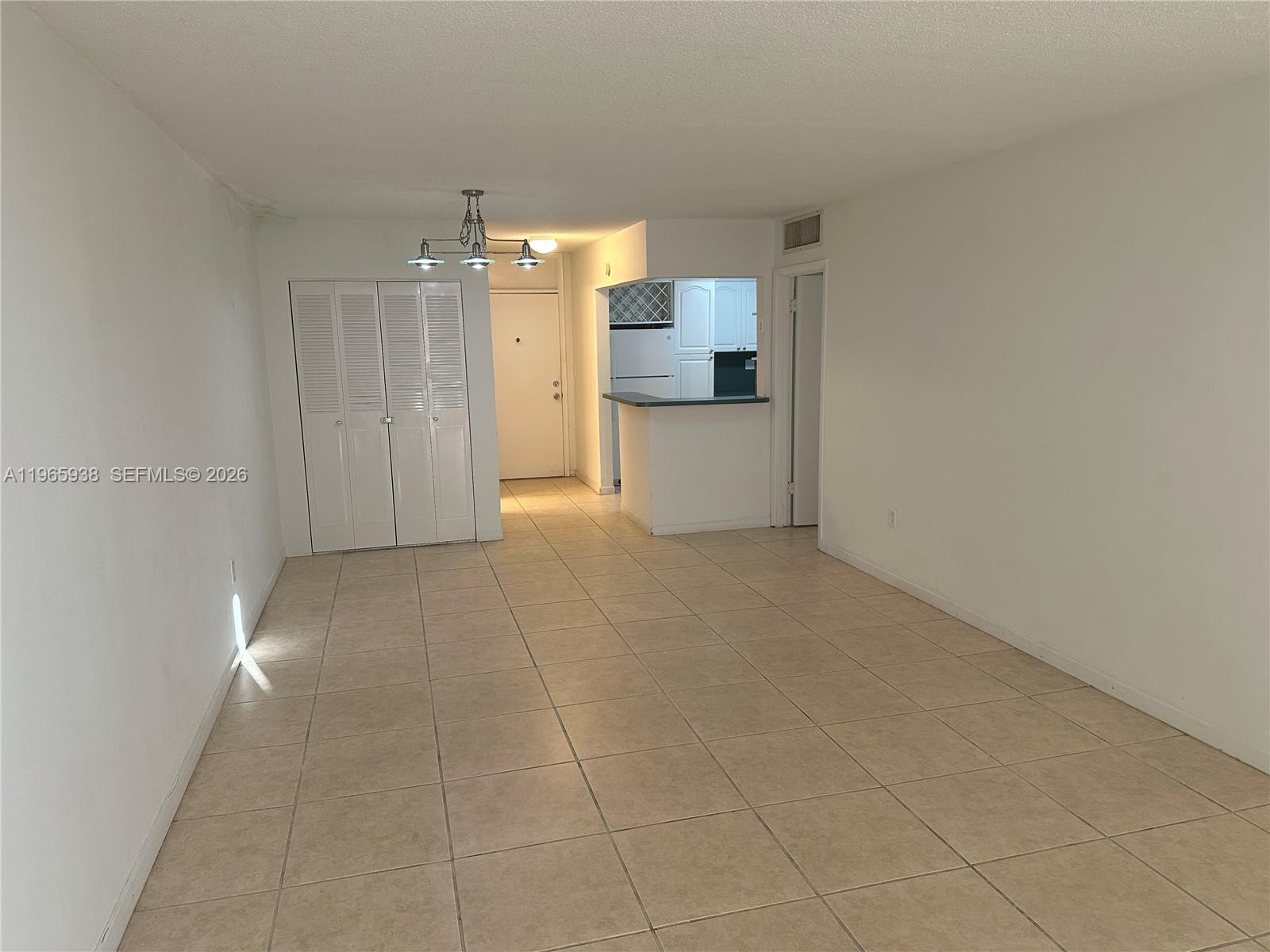 12590 CORONADO TOWERS CON - Residential
