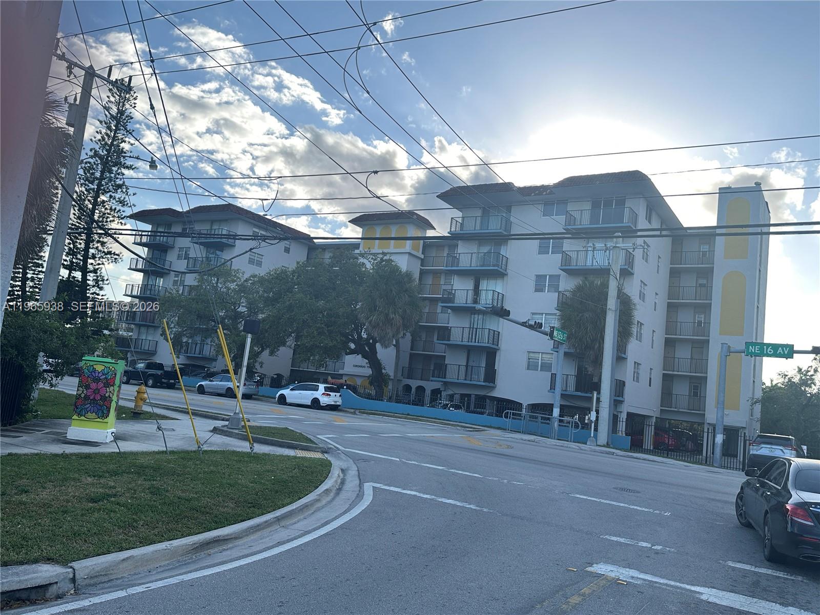 12590 CORONADO TOWERS CON - Residential