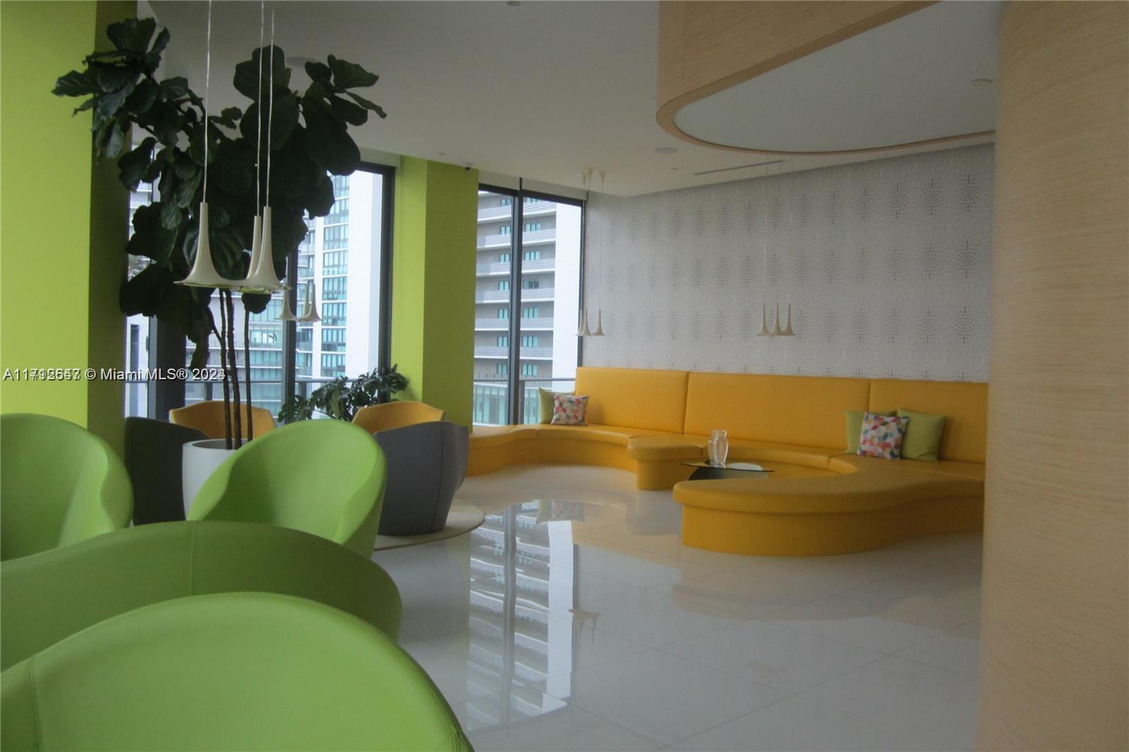 PARAISO BAYVIEWS CONDO - Residential