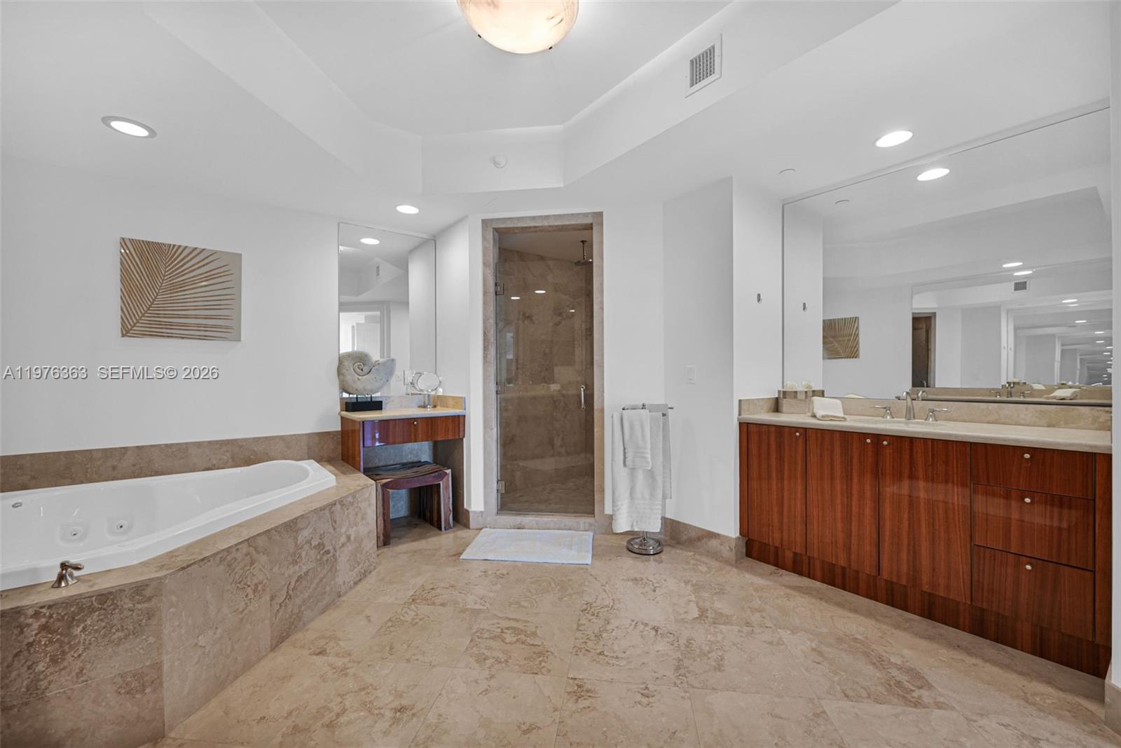 2700 NORTH OCEAN CONDO - Residential