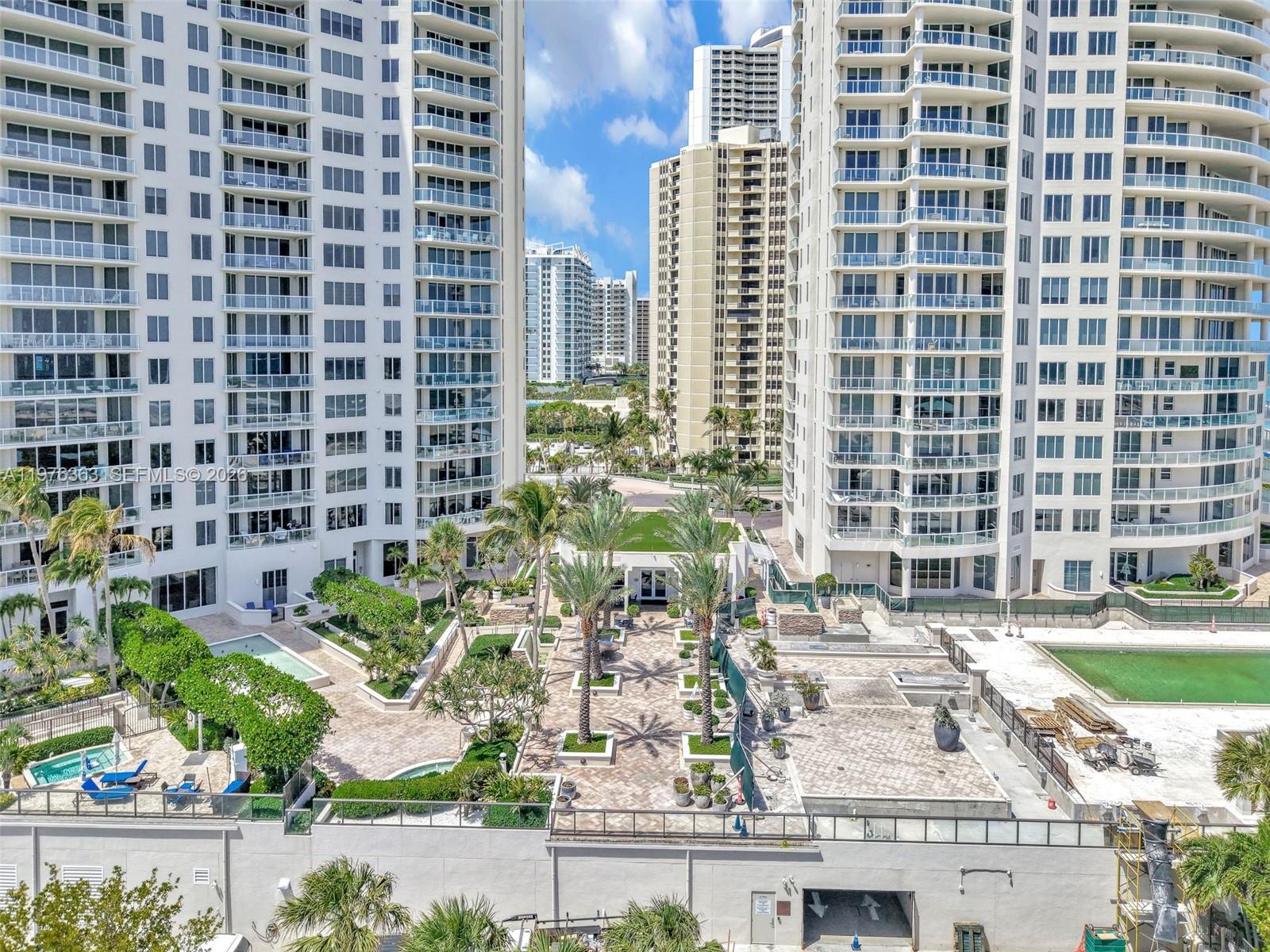 2700 N Ocean Dr 902B
