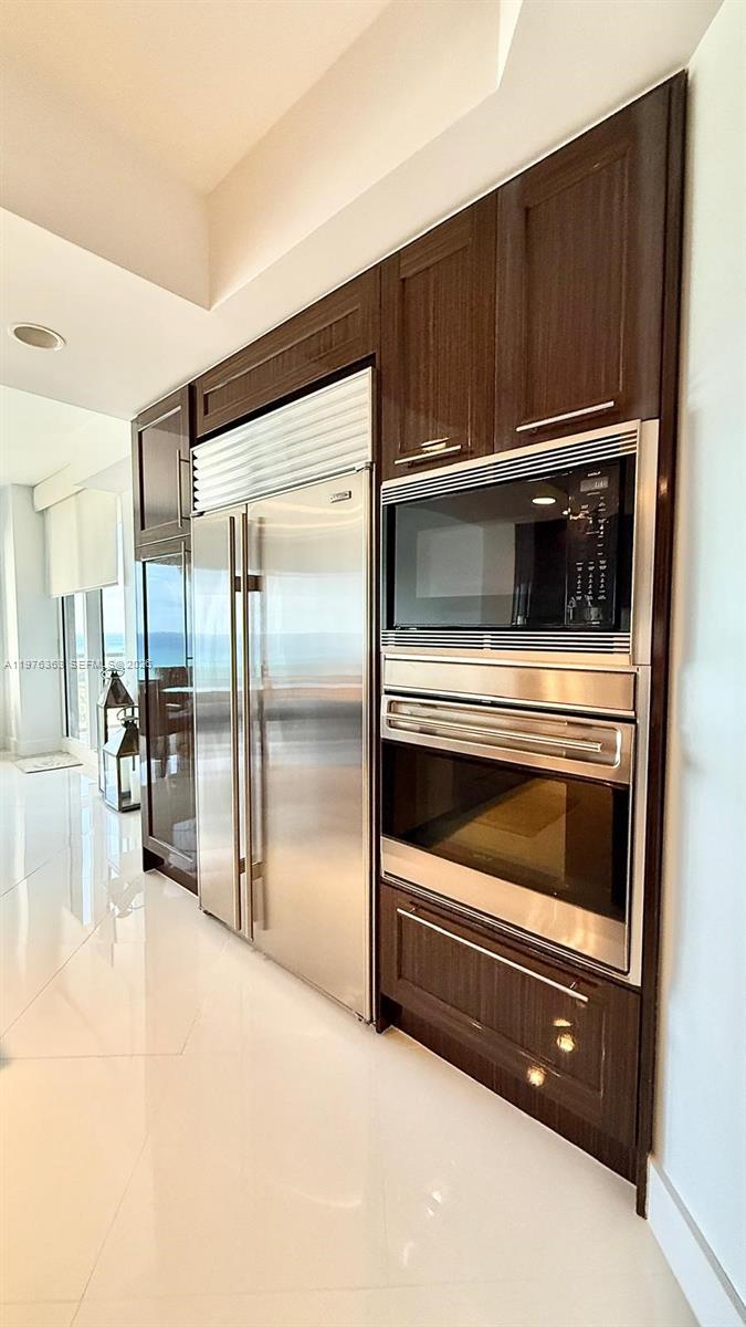 2700 NORTH OCEAN CONDO - Residential