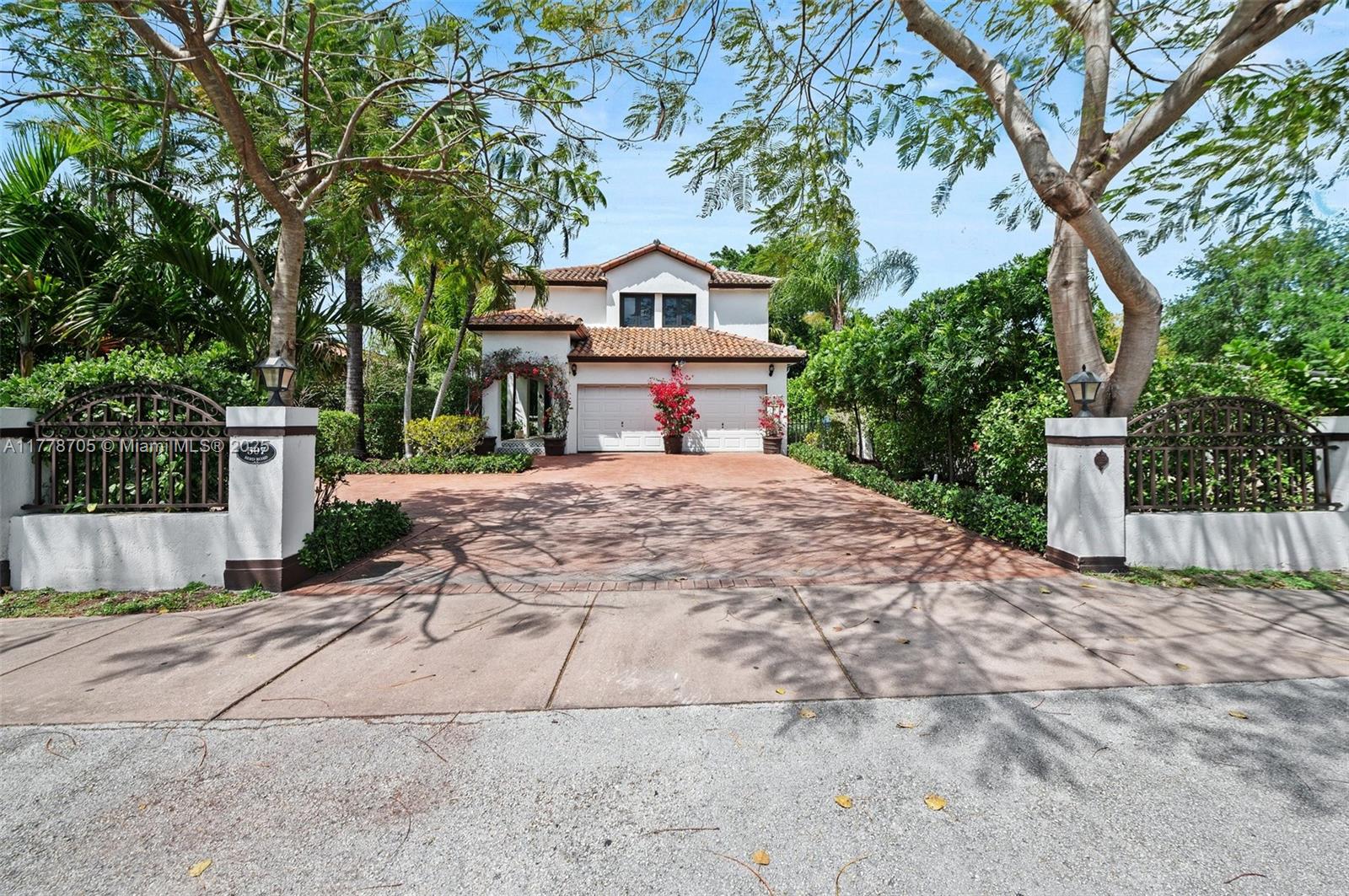 Property for Sale at 507 Bird Rd, Coral Gables, Broward County, Florida - Bedrooms: 4 
Bathrooms: 4  - $1,635,000