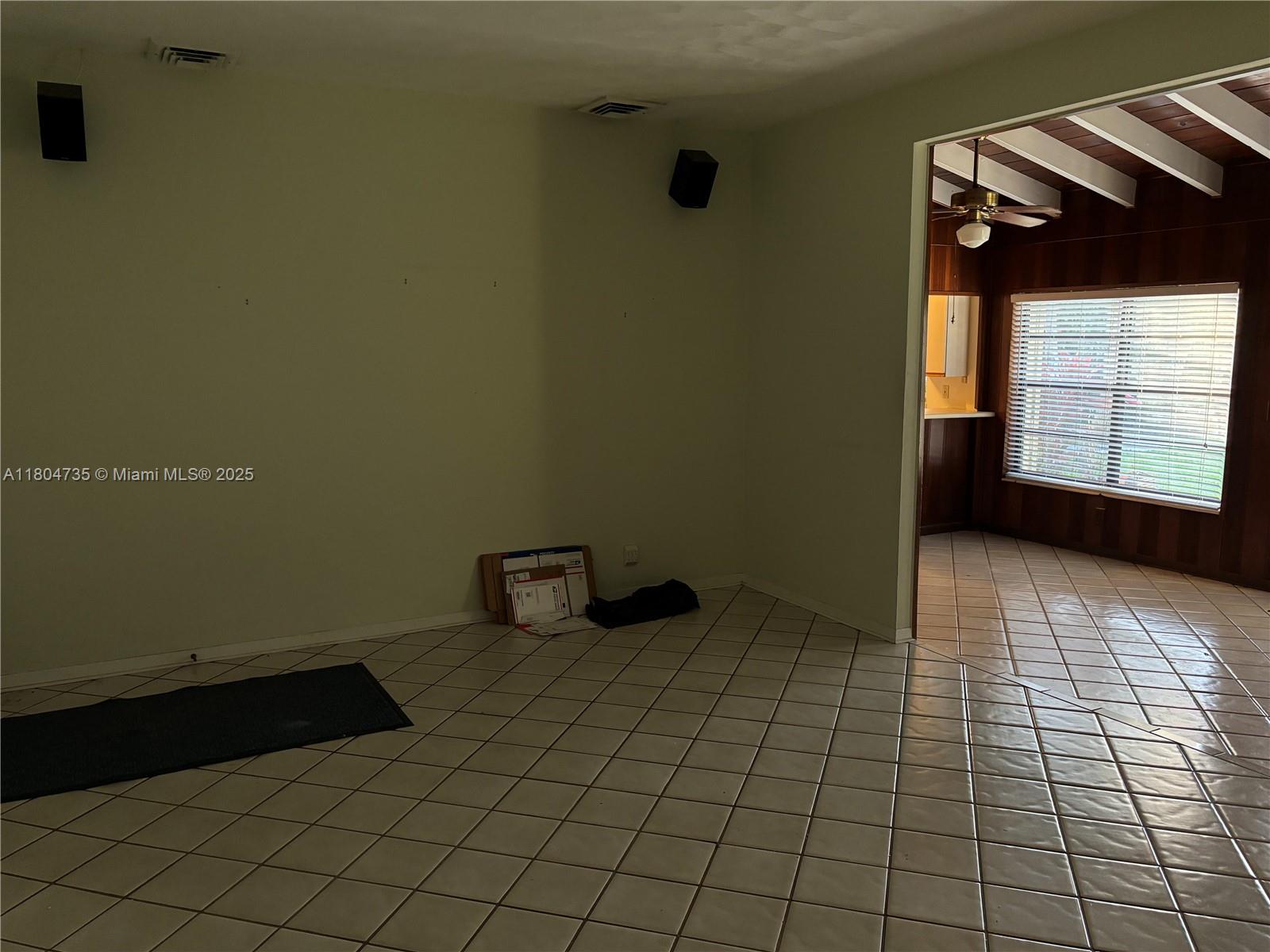 5951 SW 84 ST 0