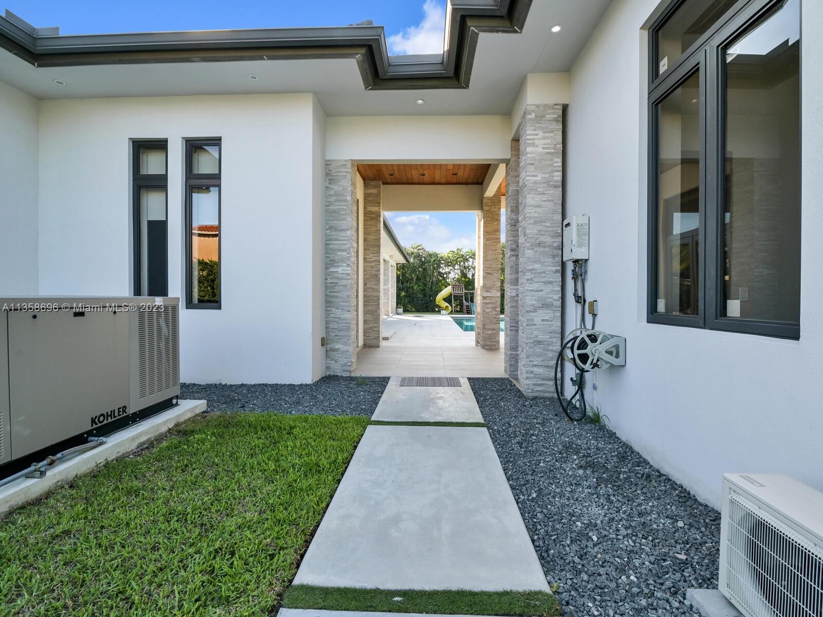 FLORIDA FRUIT LAND COMPAN - Residential