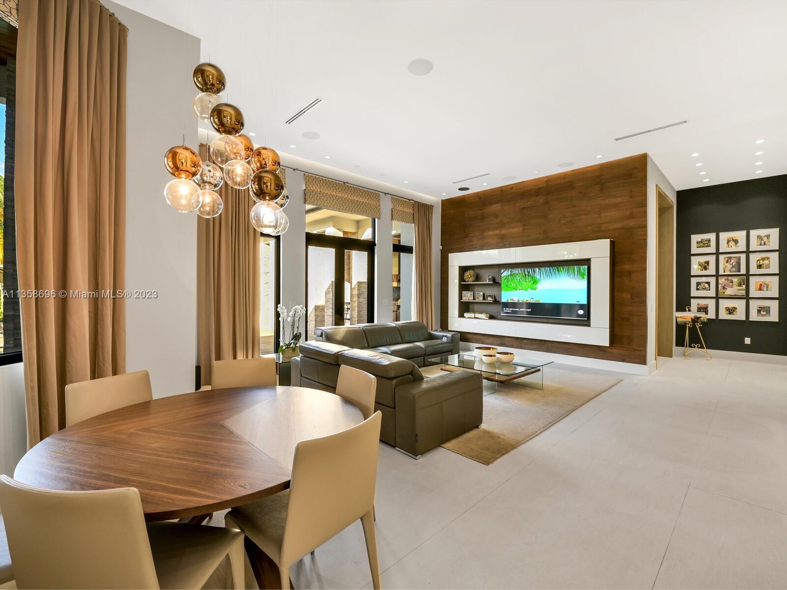 FLORIDA FRUIT LAND COMPAN - Residential