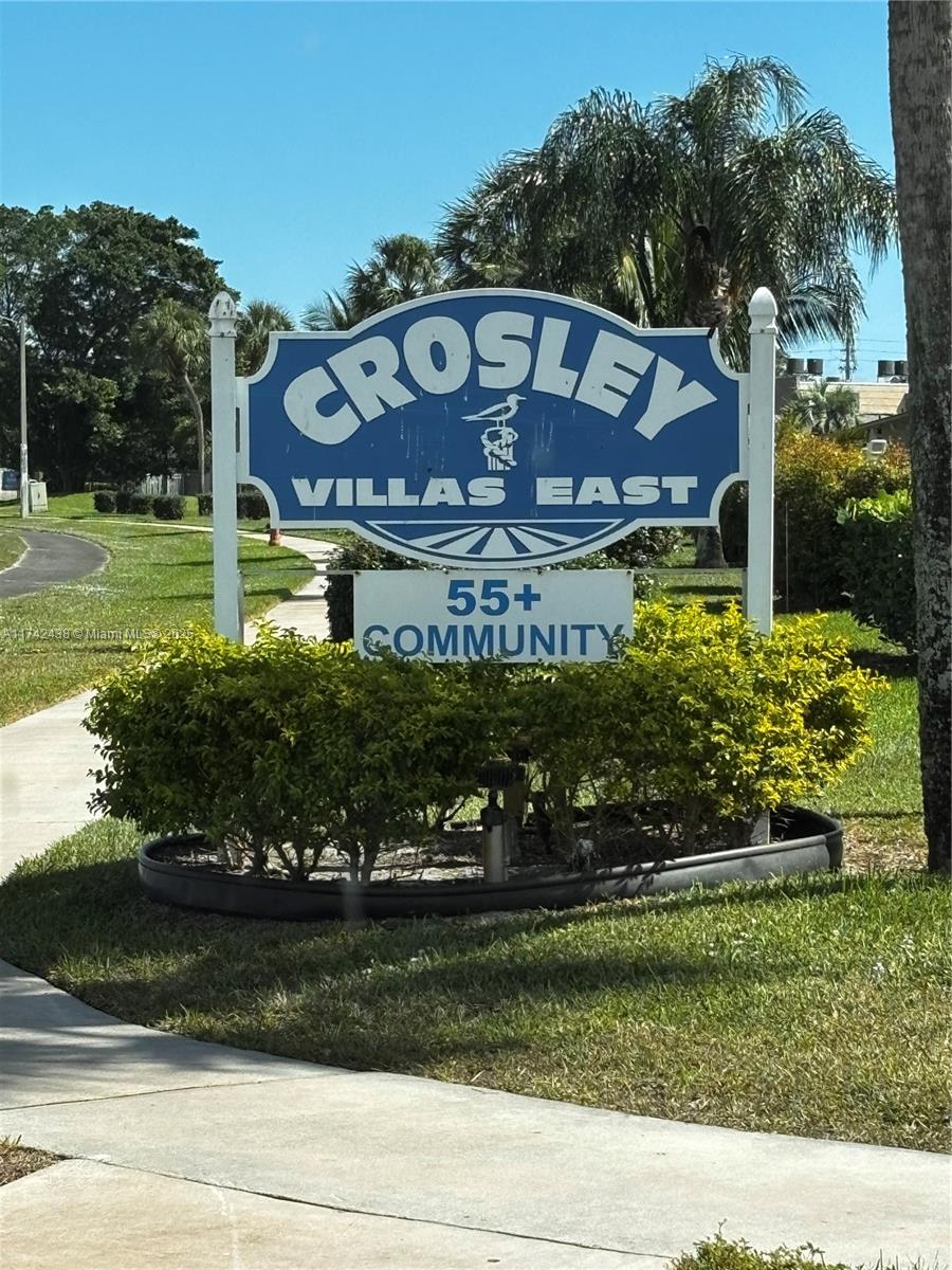 CRESTHAVEN VILLAS CONDO 1 - Residential