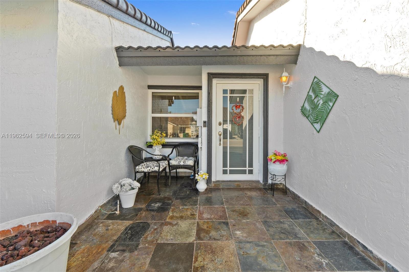 BIRD LAKES TOWNHOUSE SEC - Residential