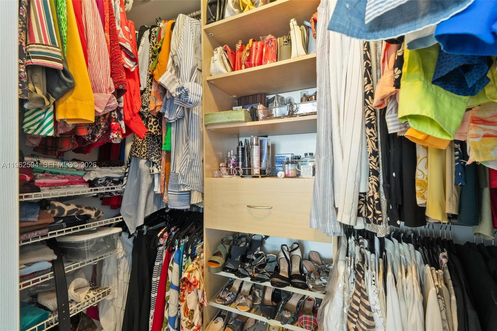 BIRD LAKES TOWNHOUSE SEC - Residential