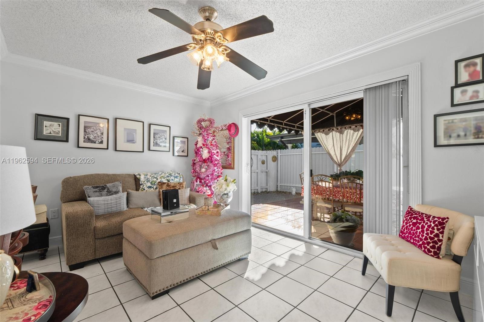 BIRD LAKES TOWNHOUSE SEC - Residential