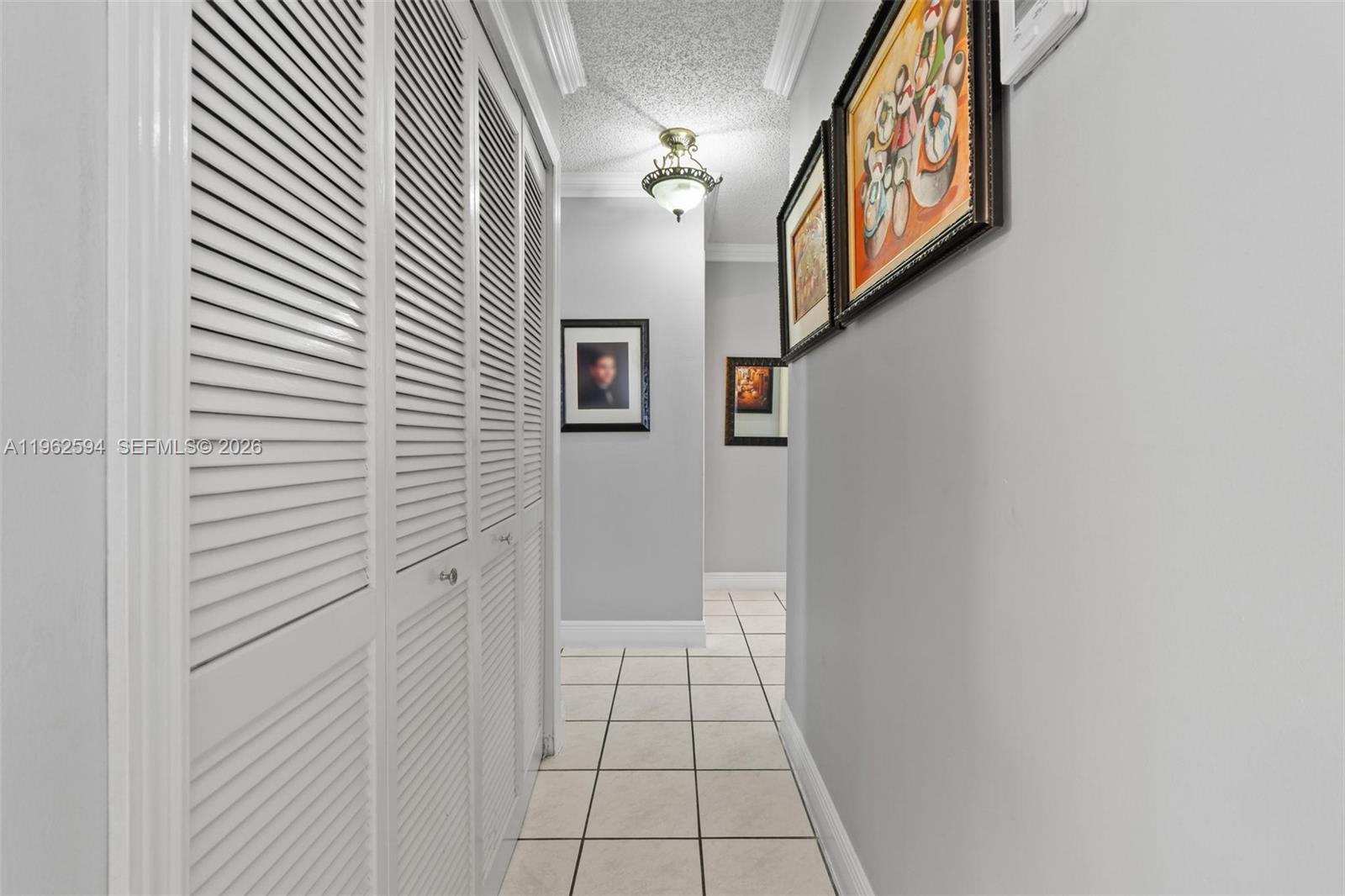 BIRD LAKES TOWNHOUSE SEC - Residential