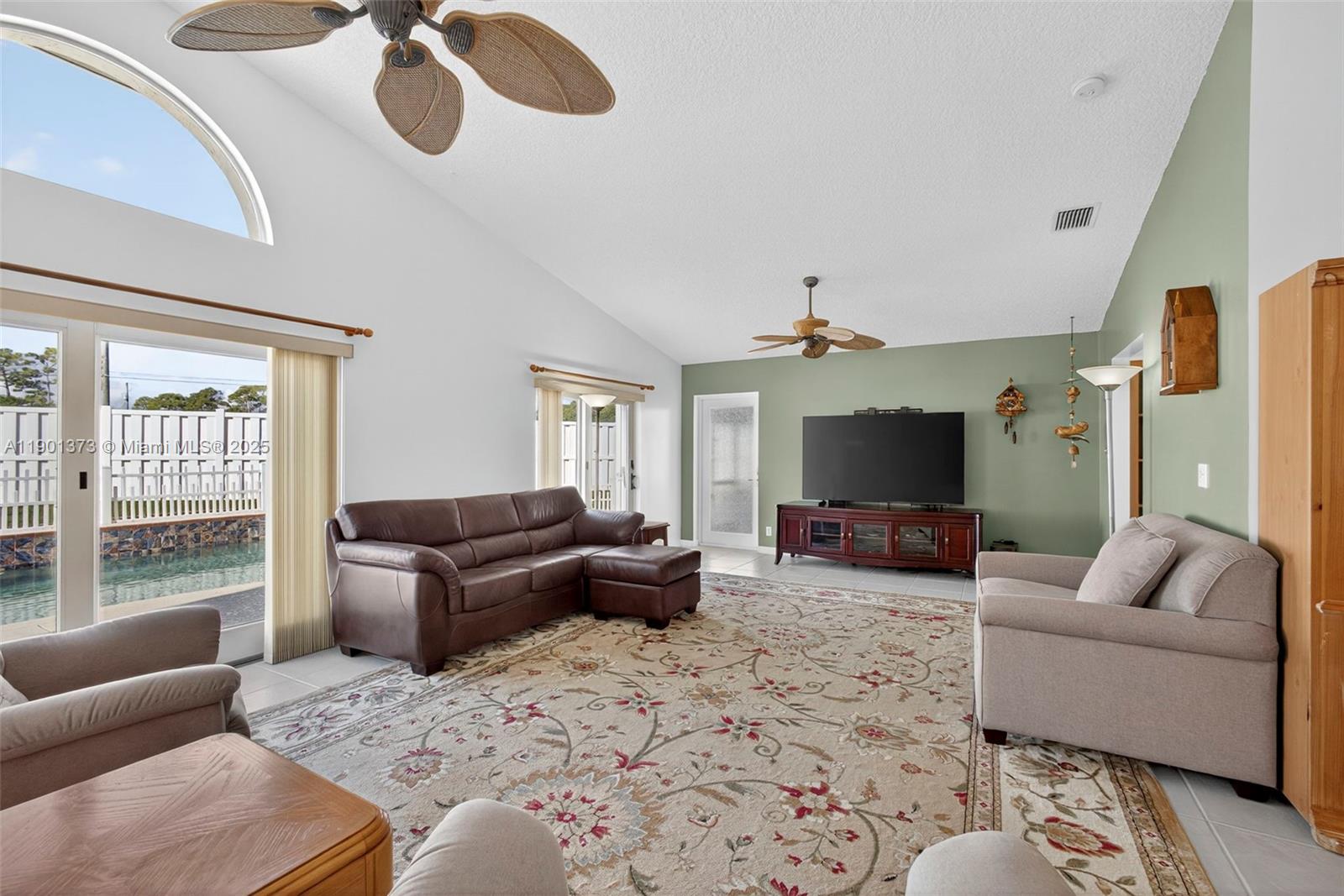 CRESTWOOD UNIT 1 PL 4 - Residential