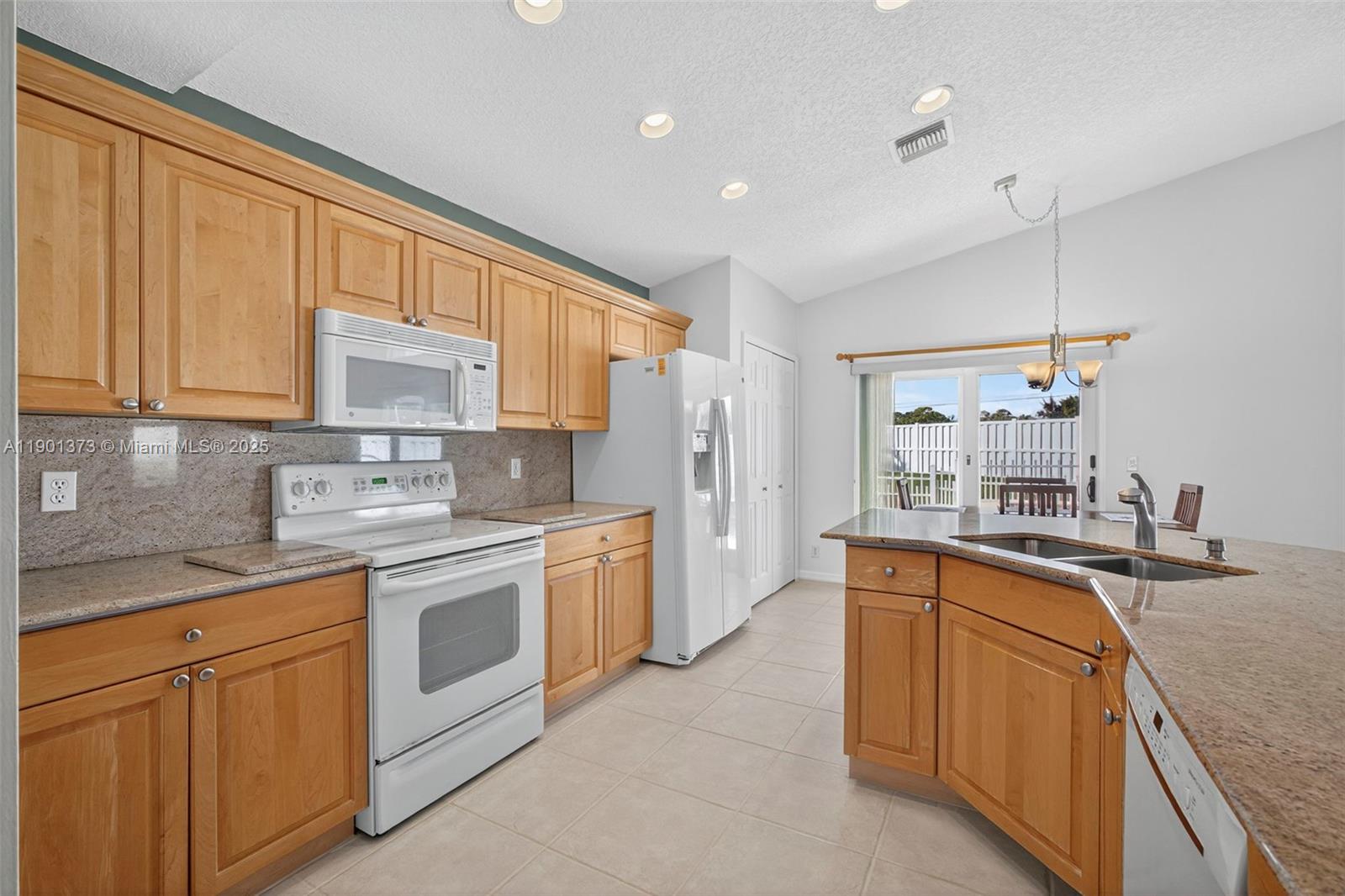 CRESTWOOD UNIT 1 PL 4 - Residential