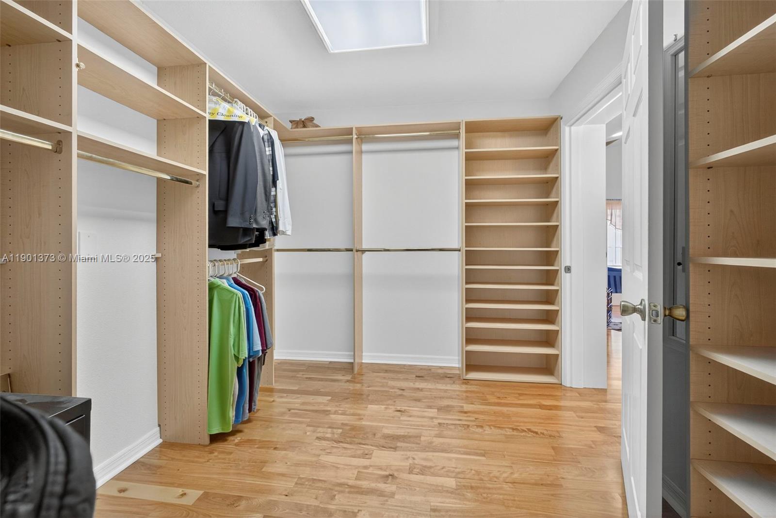 CRESTWOOD UNIT 1 PL 4 - Residential