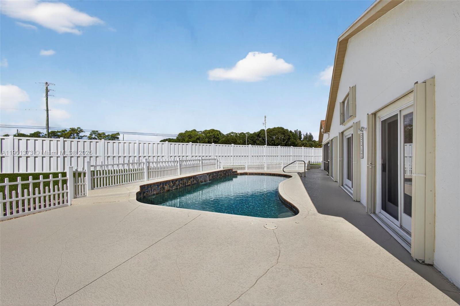 CRESTWOOD UNIT 1 PL 4 - Residential