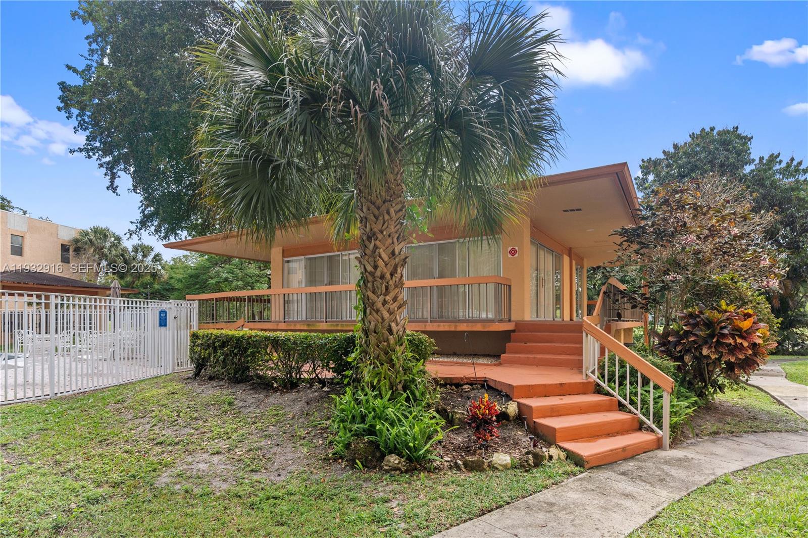 ROKEST CONDOMINIUM APARTM - Residential