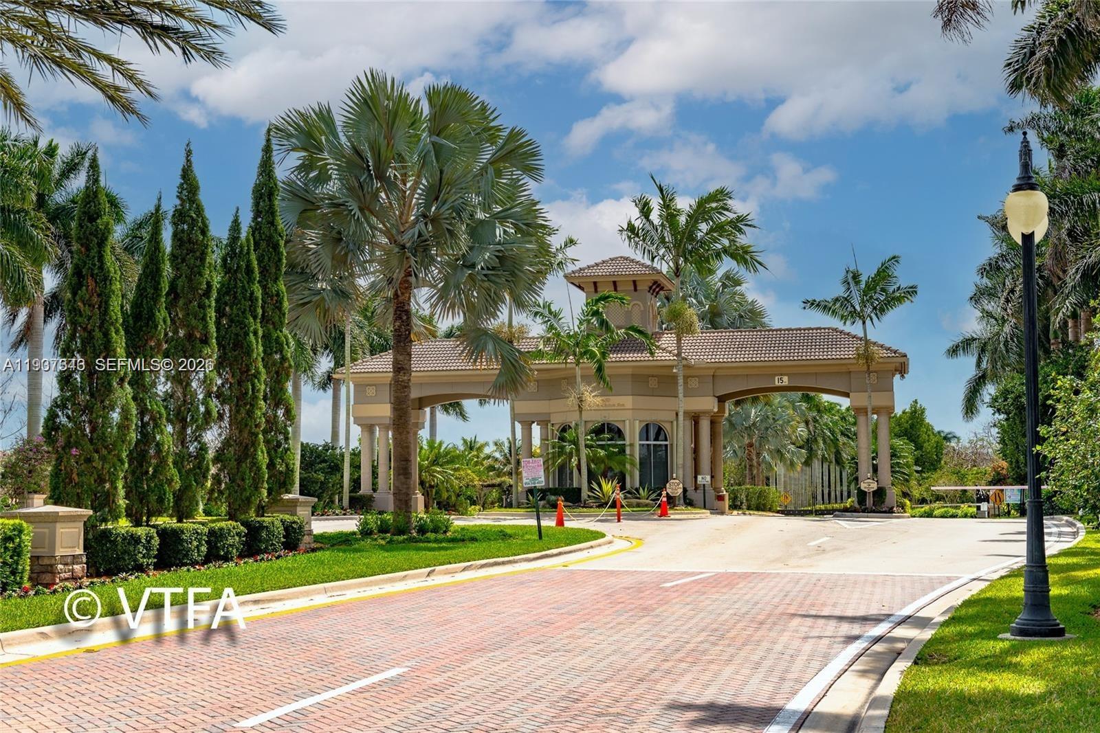ISLES AT WESTON - Residential Lease