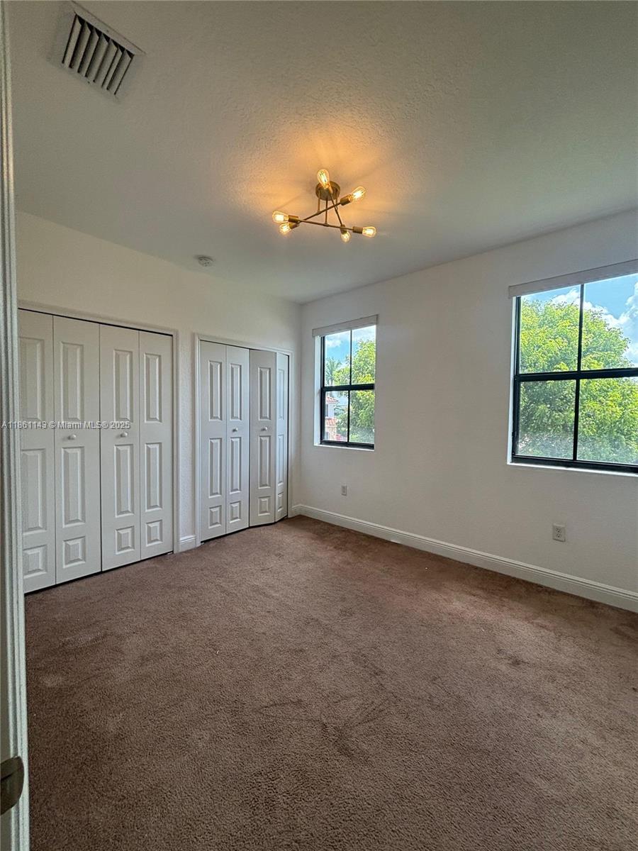 FONTAINEBLEAU WEST NORTH - Residential Lease