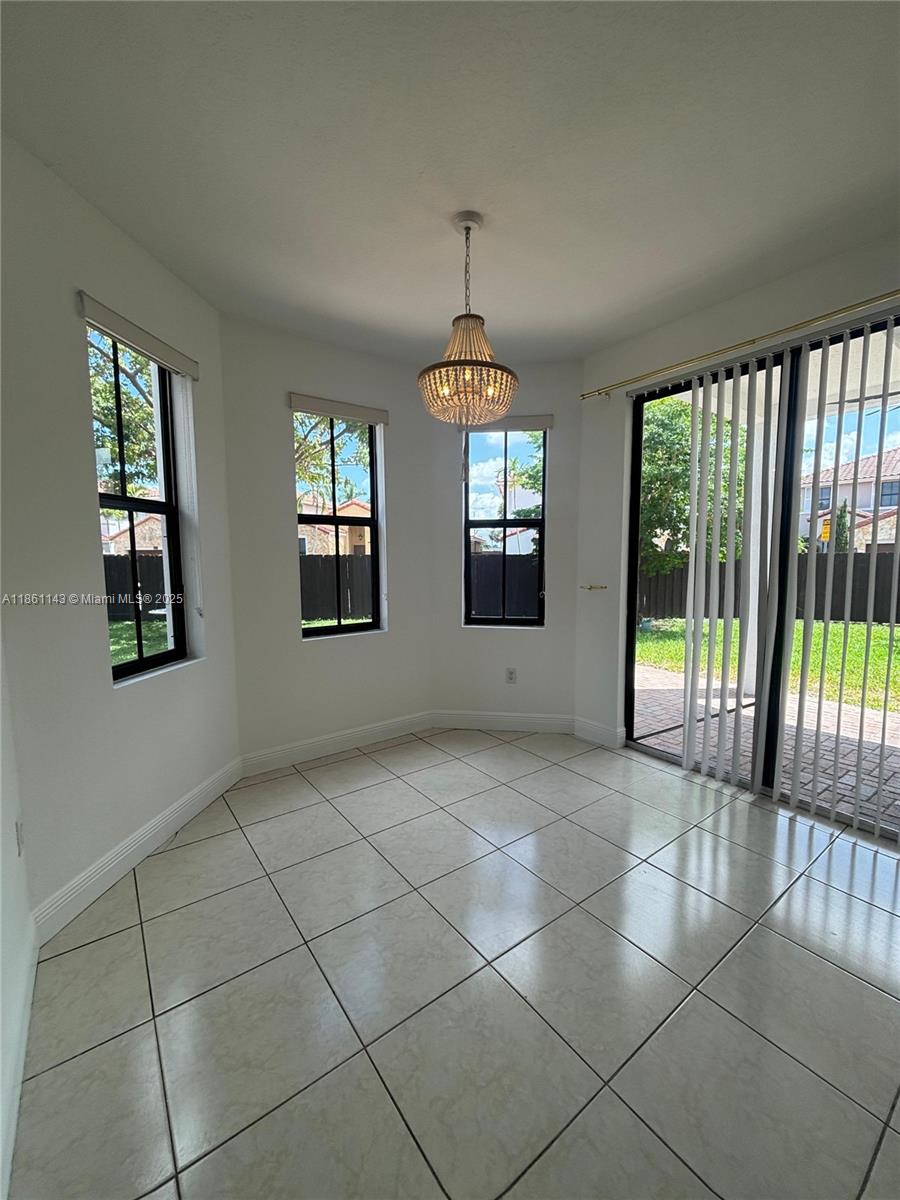 FONTAINEBLEAU WEST NORTH - Residential Lease