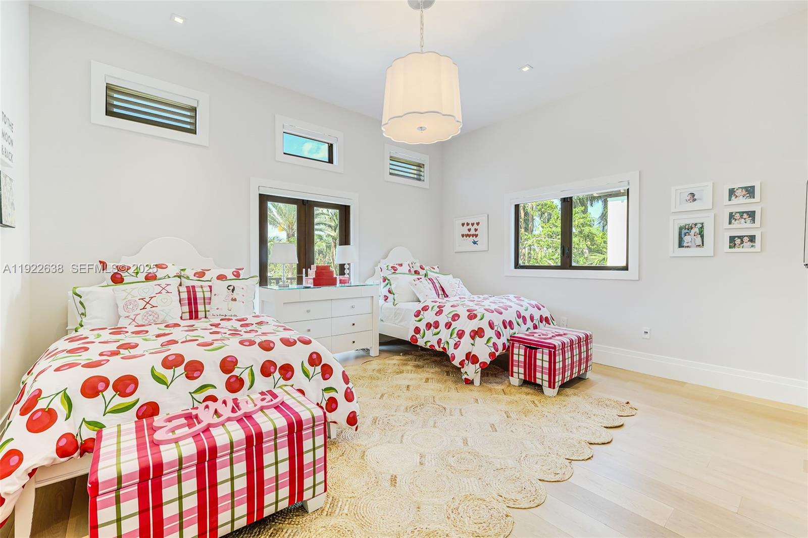 GABLES ESTATES NO 3 - Residential