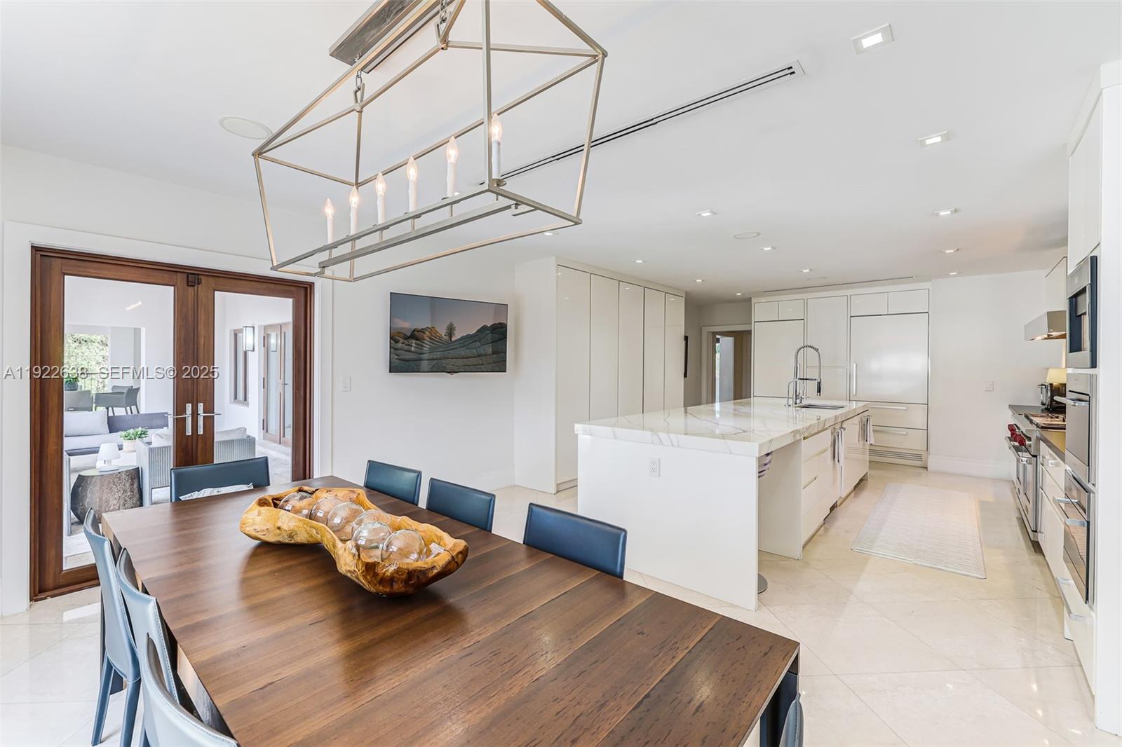 GABLES ESTATES NO 3 - Residential