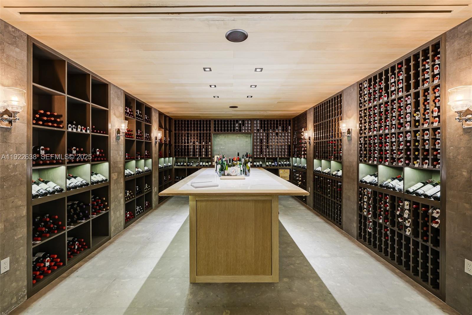 GABLES ESTATES NO 3 - Residential