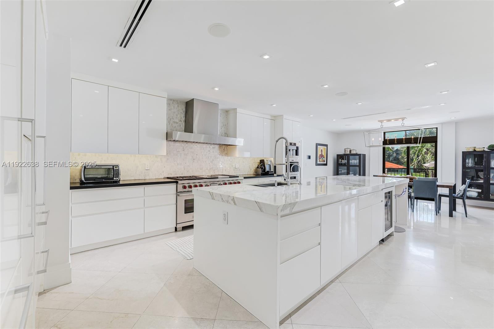 GABLES ESTATES NO 3 - Residential