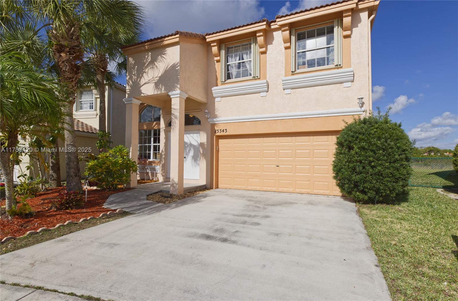 Property for Sale at 15343 Nw 14th Rd, Pembroke Pines, Miami-Dade County, Florida - Bedrooms: 4 
Bathrooms: 3  - $725,000