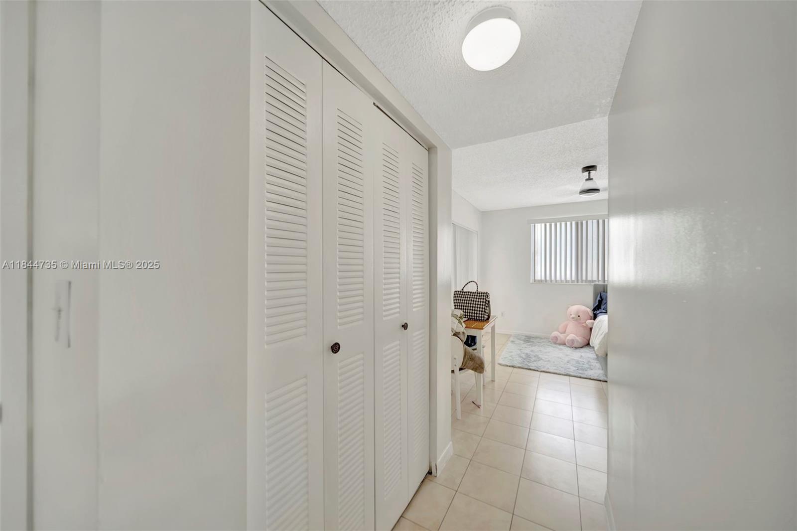 ROYAL GRAND CONDO - Residential