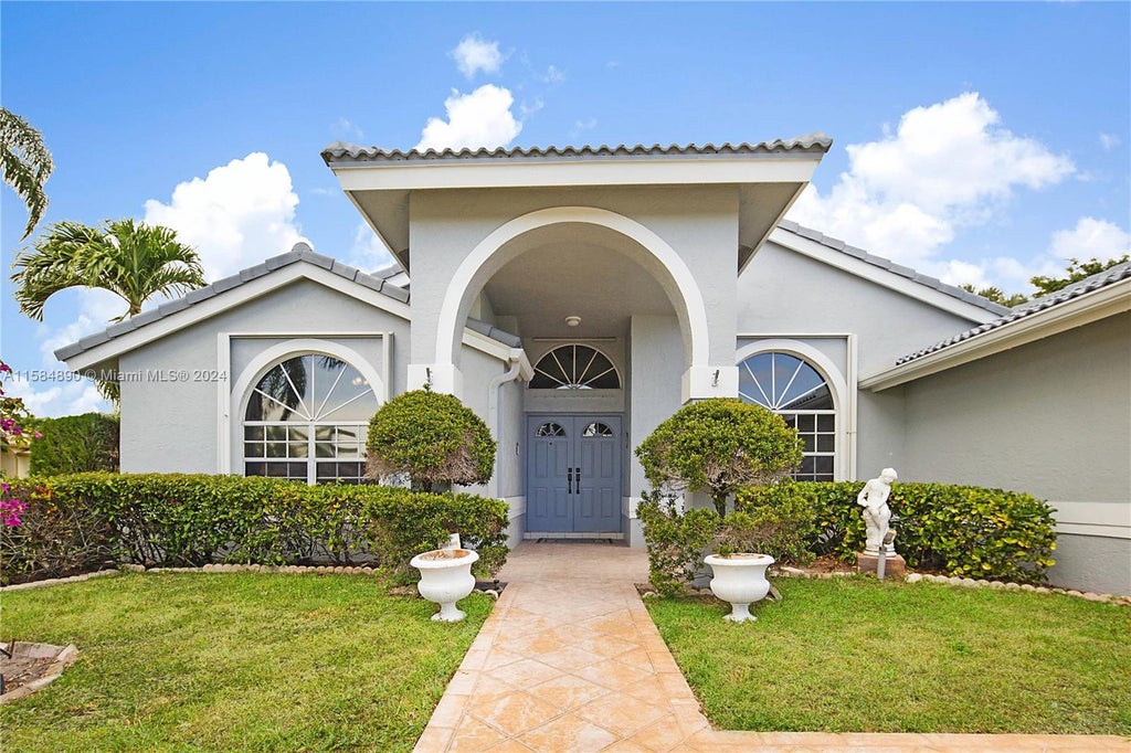 Photo of 5745 Aspen Ridge Ct, Delray Beach, FL 33484 (MLS # A11584890)