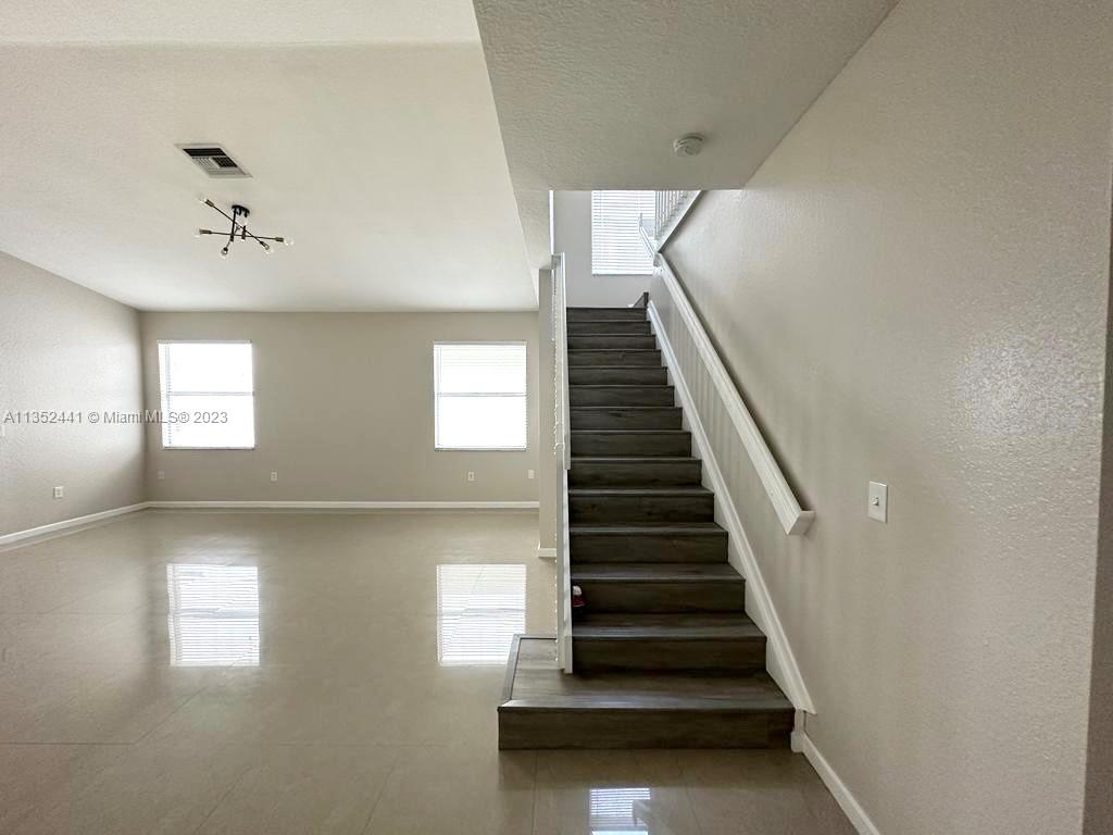 PORTOFINO BAY - Residential Lease