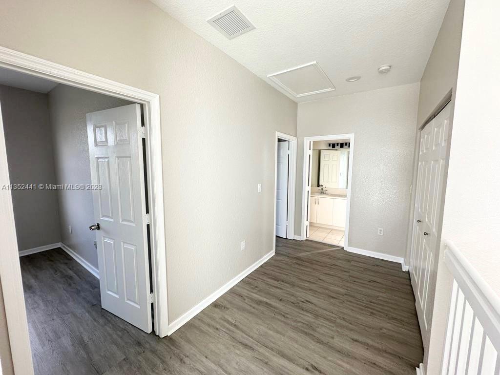PORTOFINO BAY - Residential Lease