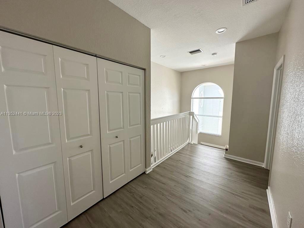 PORTOFINO BAY - Residential Lease