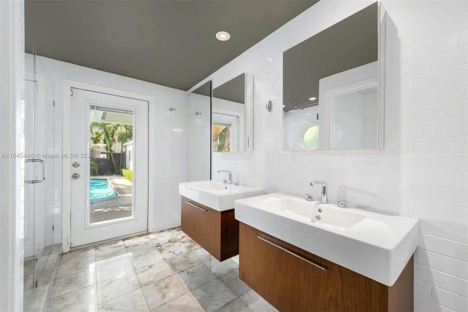 DI LIDO ISLAND - Residential