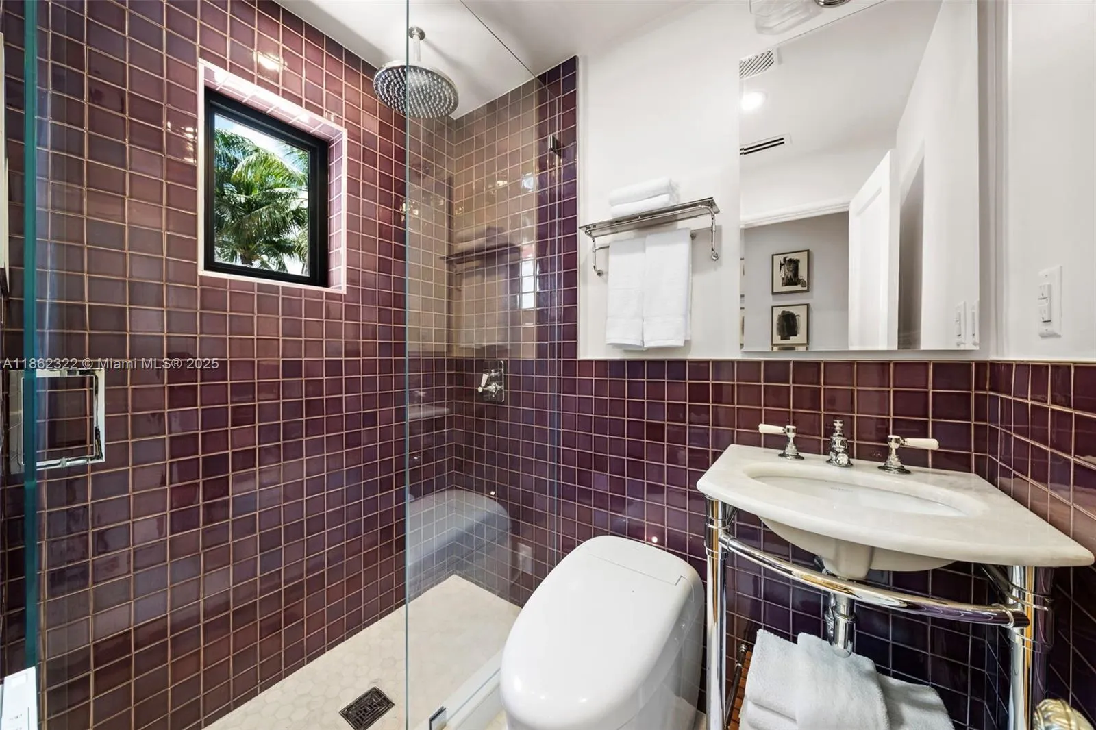 Miami Beach, Florida 33140, United States, 3 Bedrooms Bedrooms, ,4 BathroomsBathrooms,Residential,Active,197358