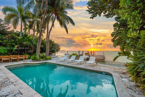 4640 N Bay Rd Miami Beach FL 33140
