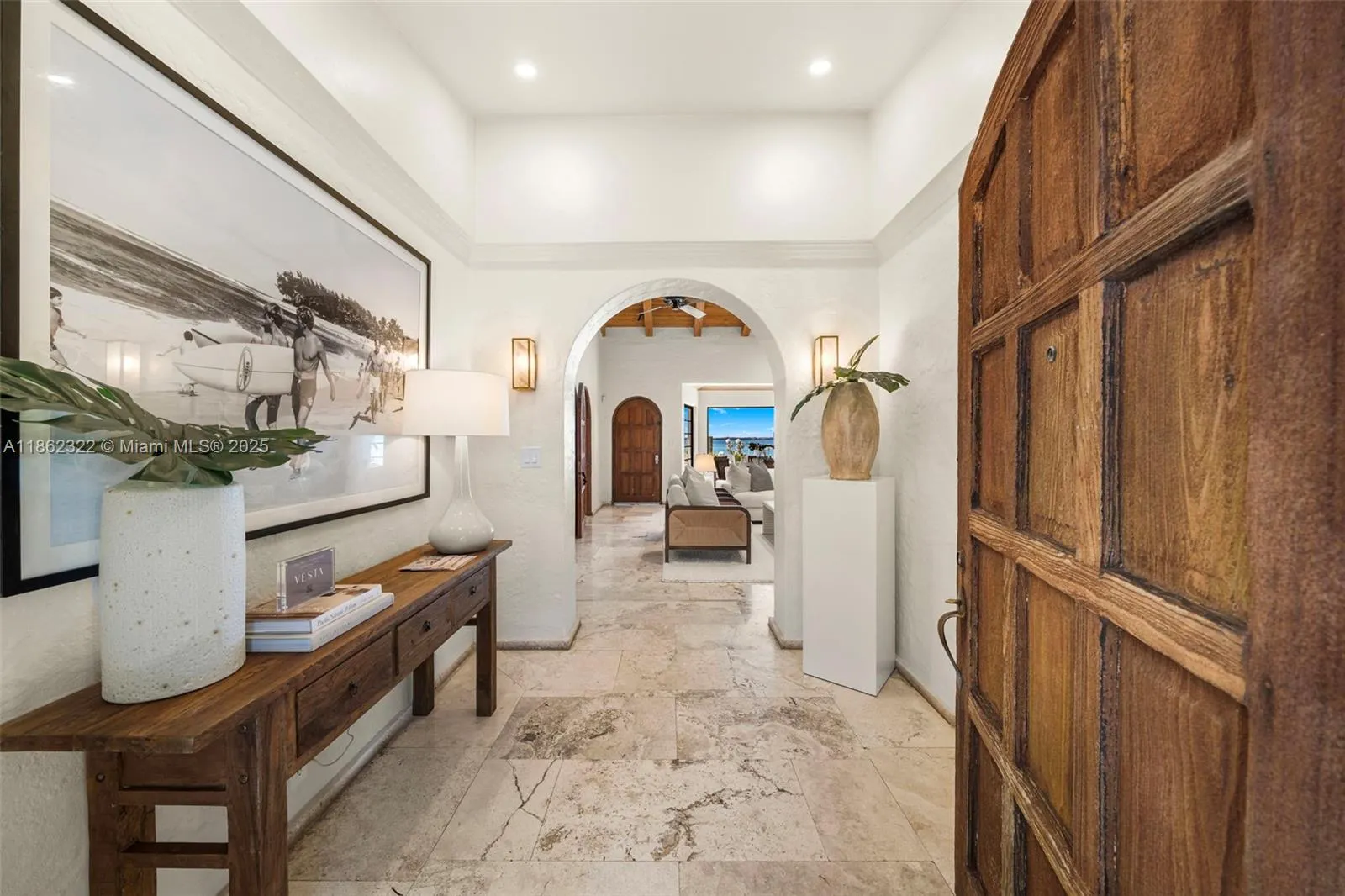 Miami Beach, Florida 33140, United States, 3 Bedrooms Bedrooms, ,4 BathroomsBathrooms,Residential,Active,197358