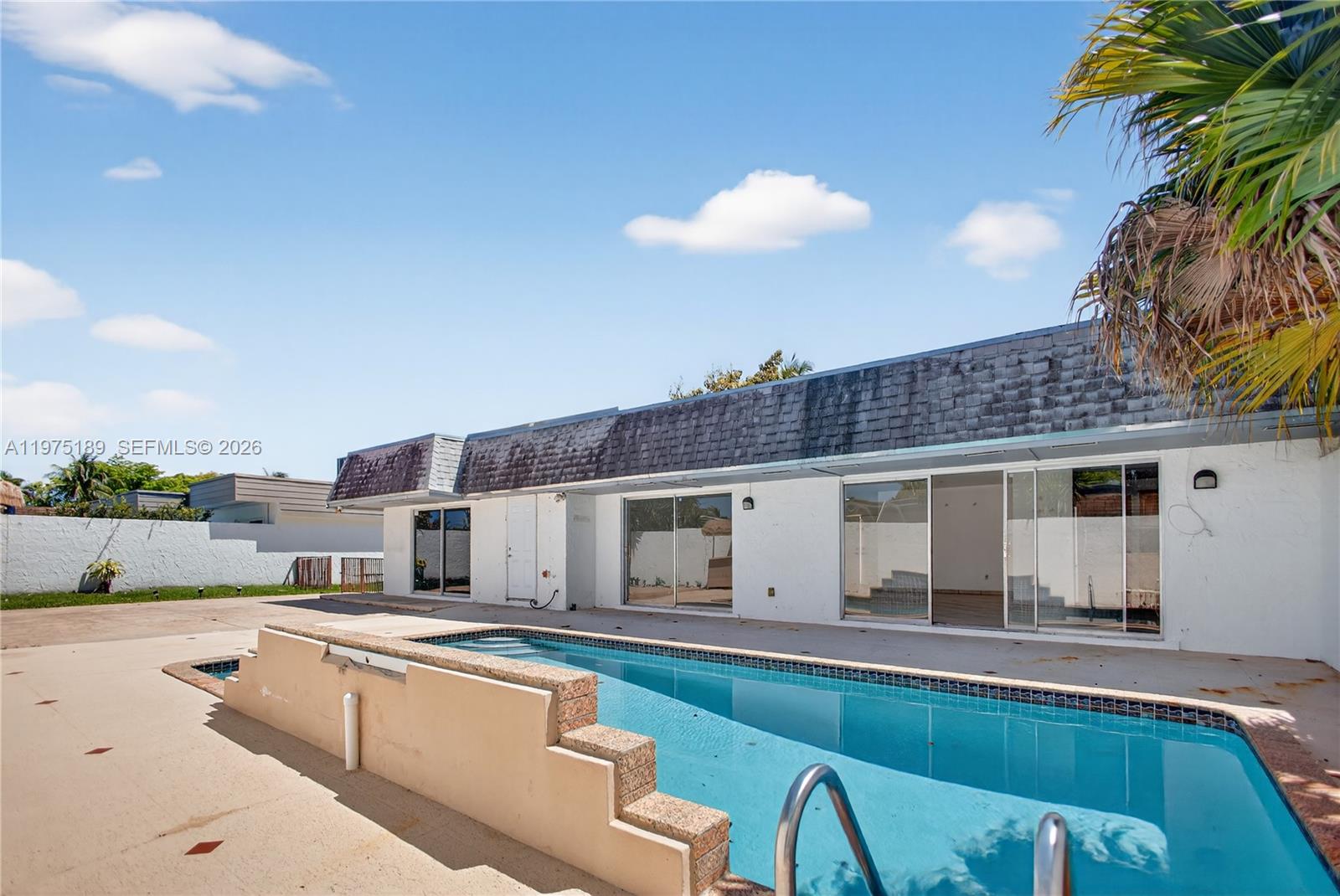 CALUSA CLUB ESTATES 4TH A - Residential