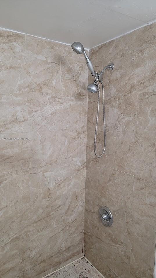 DORAL GARDENS CONDO - Residential