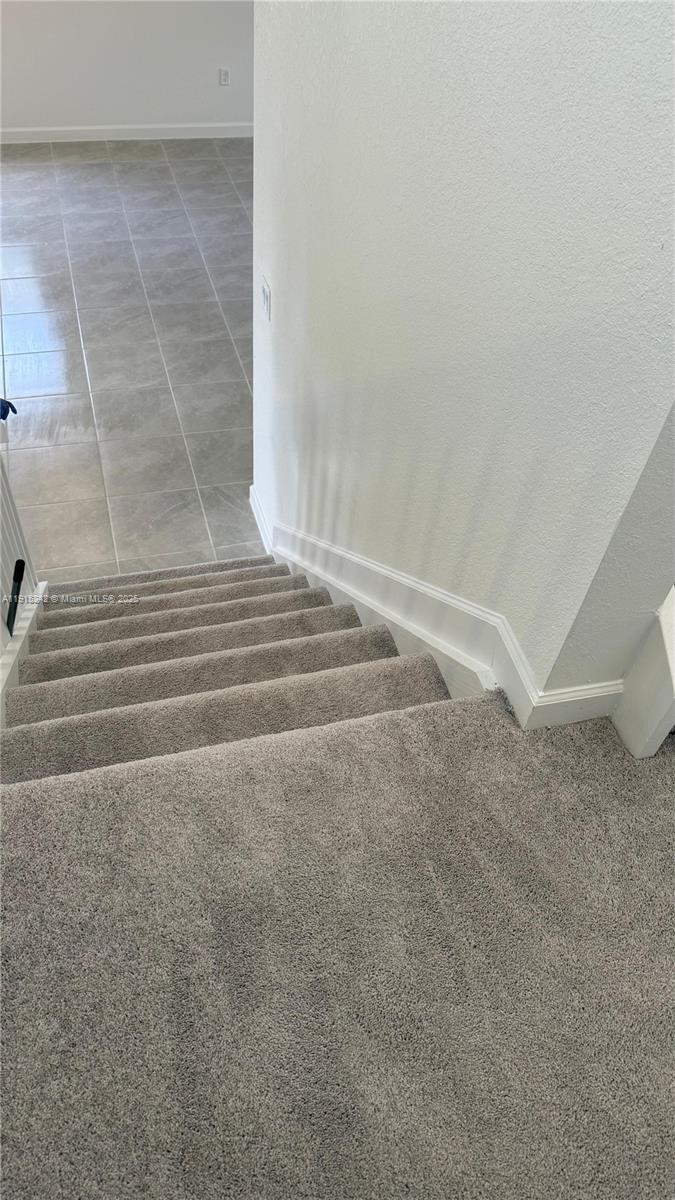 ALTAMIRA - Residential Lease