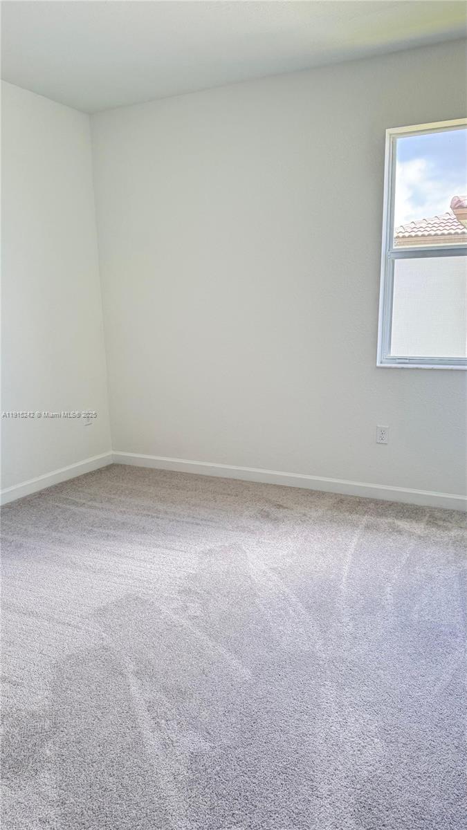 ALTAMIRA - Residential Lease