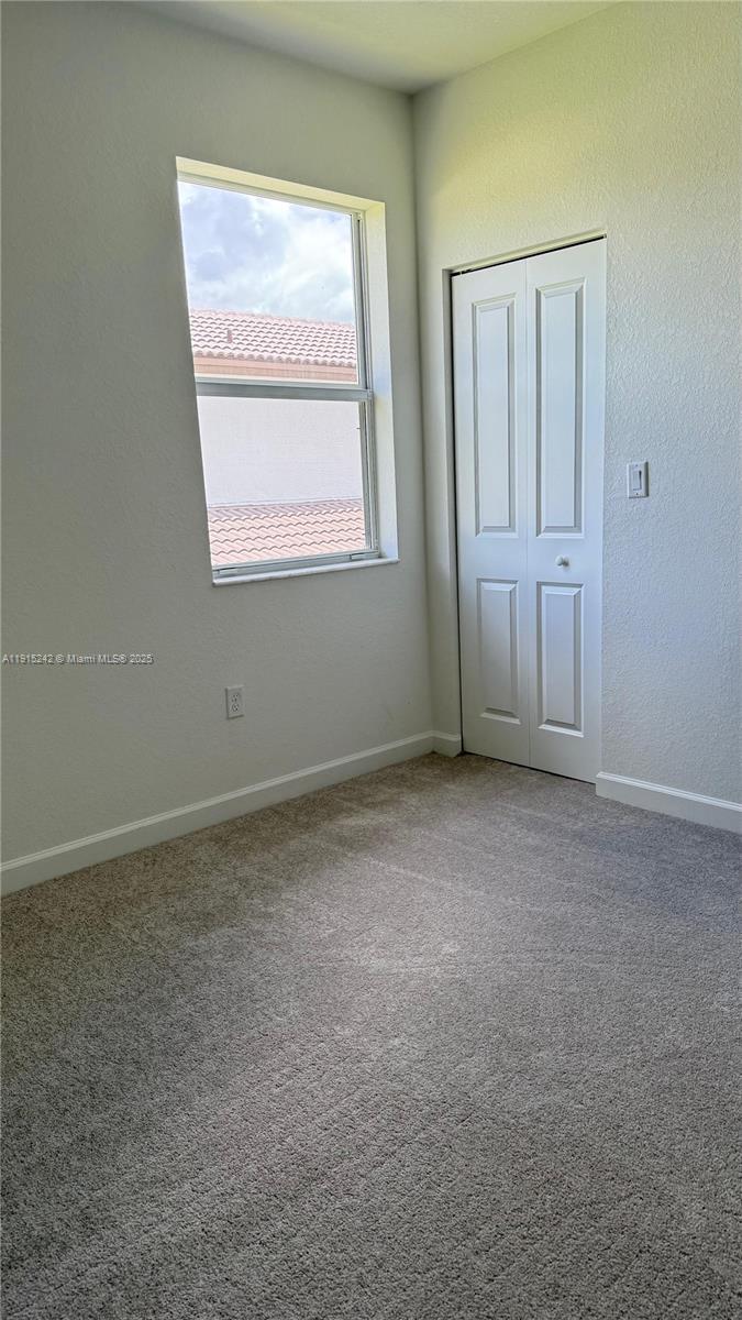 ALTAMIRA - Residential Lease