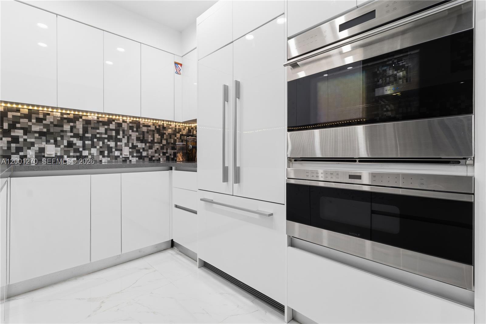 CORONADO CONDO- TOWER II - Residential